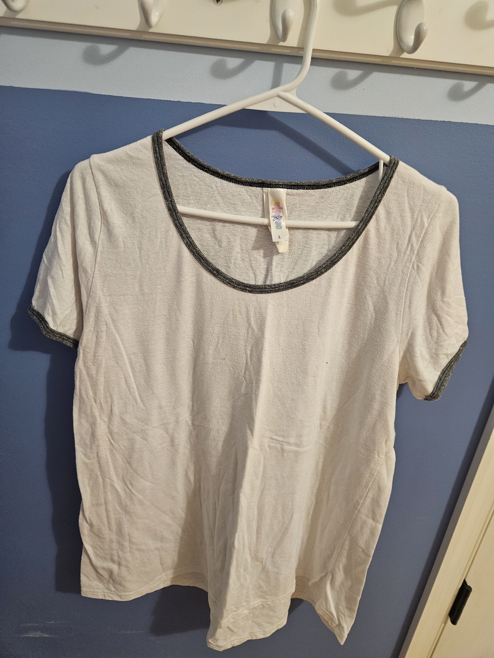 Lularoe shirt large